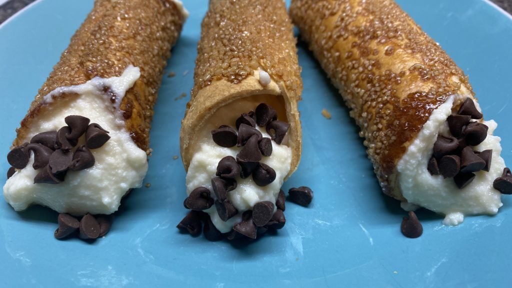 Air fryer cannoli with mini chocolate chips